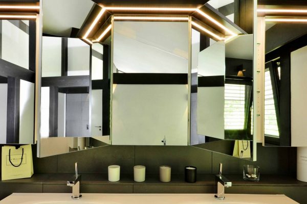 Heiwa, Ullswater - Master ensuite mirrors